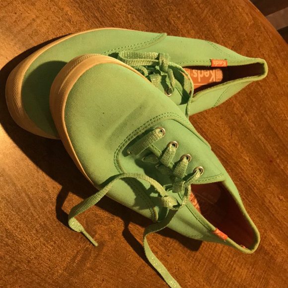 keds - Picture 2 of 4